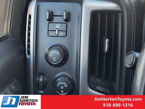 Used 2017 GMC Sierra 1500 SLT image 25