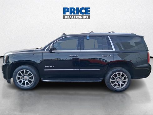 Used 2017 GMC Yukon Denali AWD/4WD image 8
