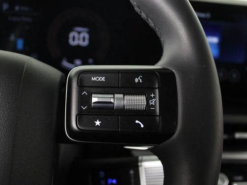 Certified 2026 Hyundai Santa Fe SEL FWD image 29