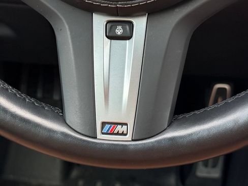 Used 2022 BMW X5 M50i w/ Parking Assistance Package AWD/4WD image 23