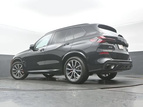 Used 2024 BMW X5 xDrive40i w/ M Sport Package AWD/4WD image 31