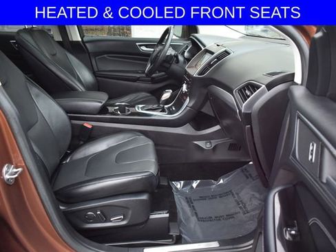 Used 2017 Ford Edge Titanium w/ Equipment Group 301A image 6