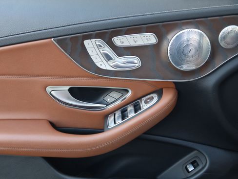 Used 2017 Mercedes-Benz C 300 Cabriolet image 12