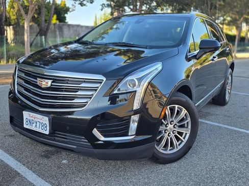 Used 2018 Cadillac XT5 Luxury w/ Driver Awareness Package FWD image 37