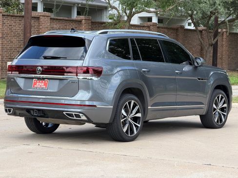 Used 2024 Volkswagen Atlas SEL Premium R-Line AWD/4WD image 15