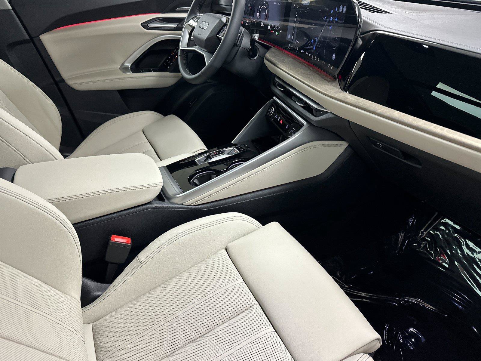 New 2026 Audi Q5 Premium Plus AWD/4WD image 15