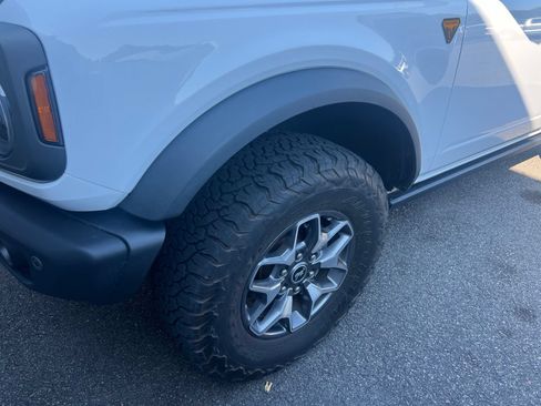 Used 2023 Ford Bronco Badlands AWD/4WD image 17