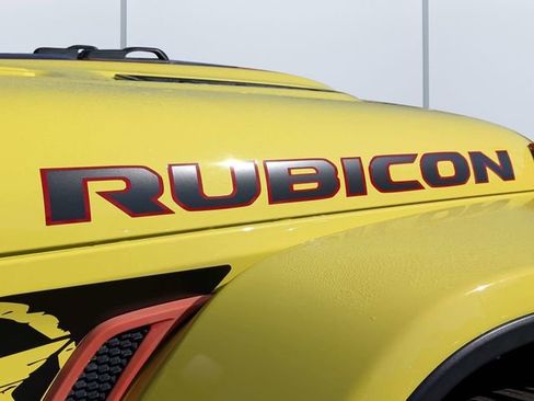 Used 2023 Jeep Wrangler Unlimited Rubicon image 12