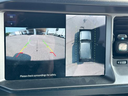 Used 2021 Ford Bronco Outer Banks AWD/4WD image 12
