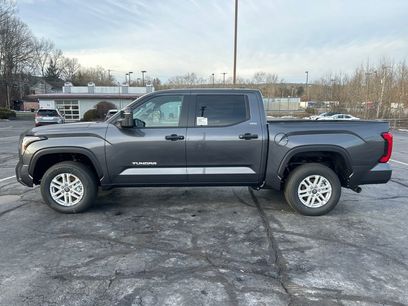 New 2026 Toyota Tundra SR5