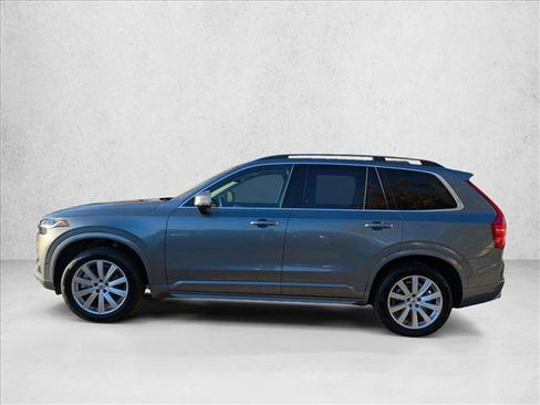 Used 2018 Volvo XC90 T5 Momentum w/ Convenience Package image 9