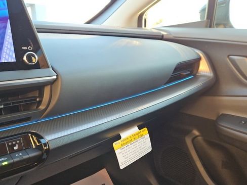 New 2026 Toyota Prius XLE image 36