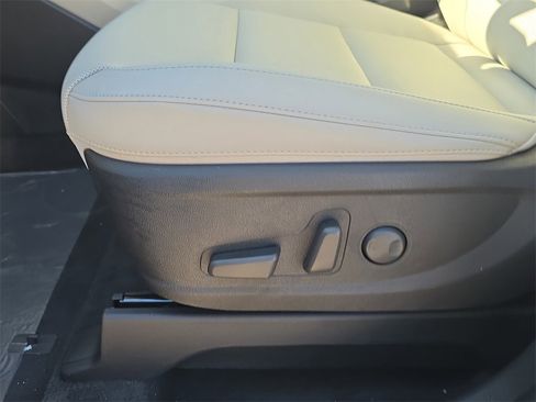 New 2025 Kia Telluride S image 23