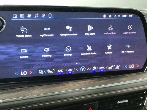 New 2026 Chevrolet Suburban Premier image 18