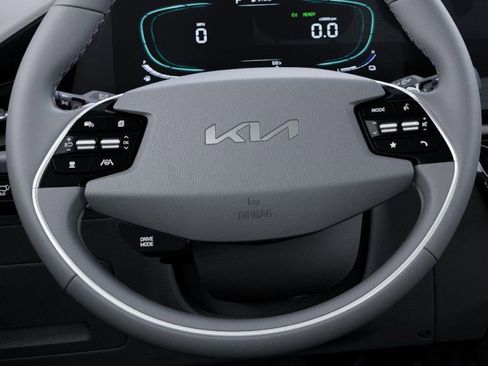 New 2025 Kia Niro SX image 22