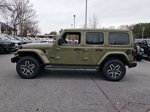 New 2026 Jeep Wrangler Unlimited Sahara AWD/4WD image 4