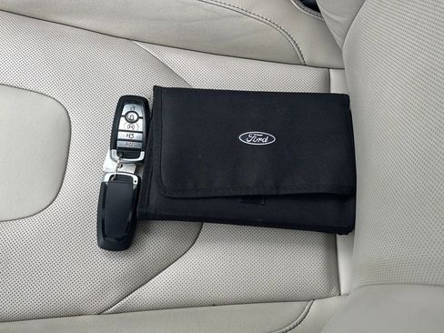Used 2018 Ford Edge Titanium w/ Equipment Group 302A FWD image 12