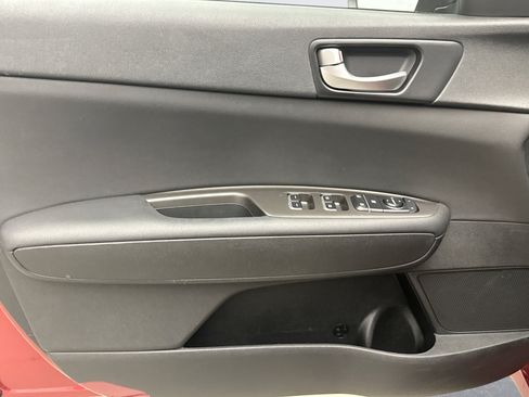 Used 2020 Kia Optima S FWD image 9
