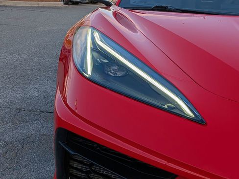 Used 2025 Chevrolet Corvette Stingray Coupe w/ 1LT image 10