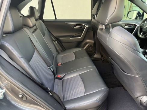 Used 2020 Toyota RAV4 XSE image 31