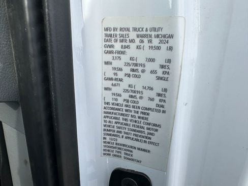 Used 2024 Ford F550 4x4 SuperCab Super Duty image 21