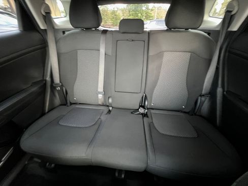 Used 2024 Kia Sportage LX image 38