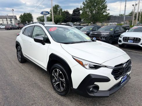 Used 2025 Subaru Crosstrek 2.5i Premium AWD/4WD image 8