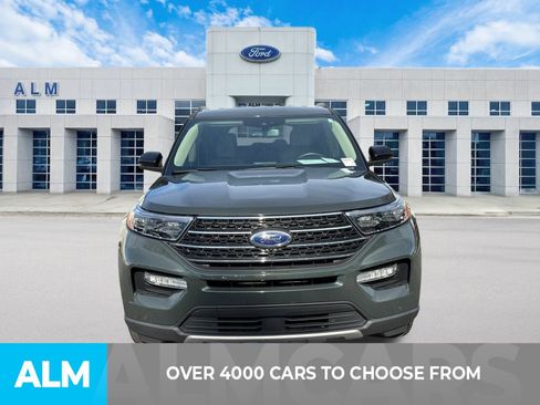 Used 2024 Ford Explorer XLT w/ Equipment Group 202A image 3