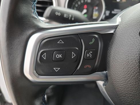 Used 2022 Jeep Wrangler Unlimited Rubicon 4xe w/ Safety Group AWD/4WD image 16