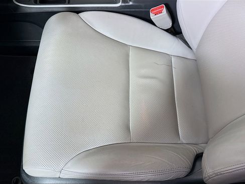 Used 2016 Honda CR-V Touring image 17