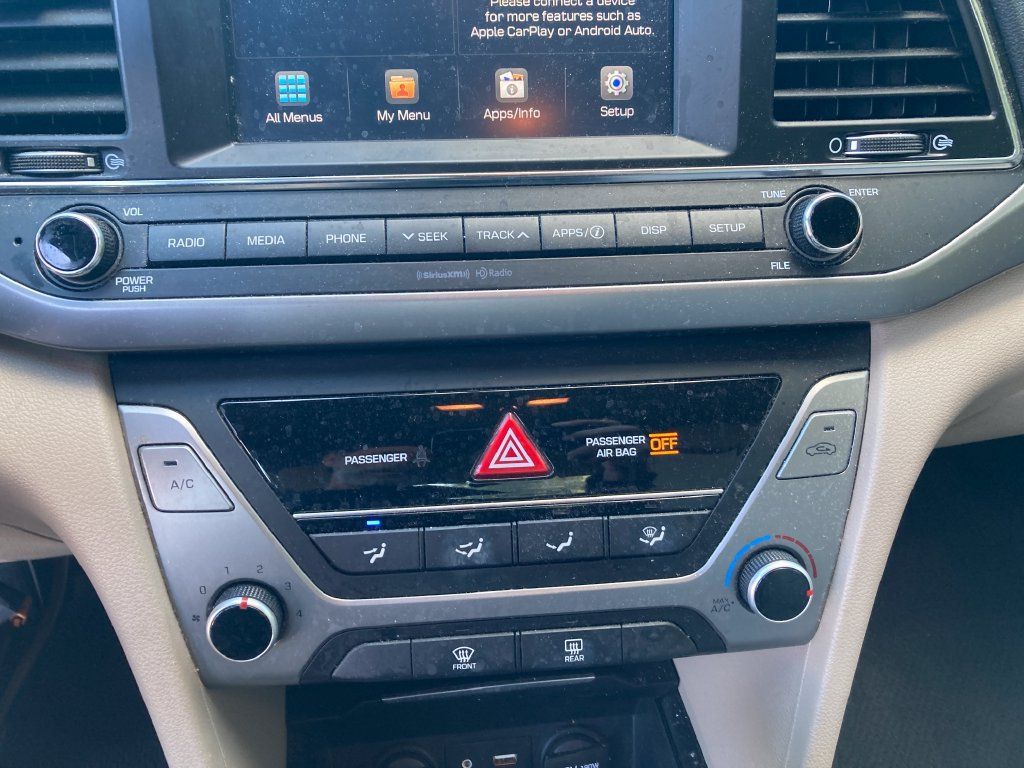 Used 2017 Hyundai Elantra SE FWD image 27