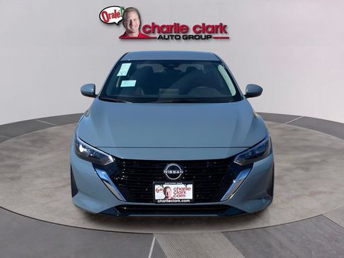 Certified 2025 Nissan Sentra SV w/ All-Weather Package FWD image 9