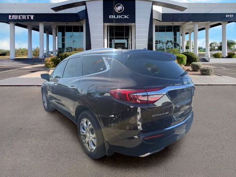 Used 2021 Buick Enclave Avenir w/ Avenir Technology Package FWD image 3