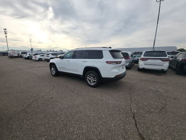 Used 2023 Jeep Grand Cherokee L Laredo AWD/4WD image 22