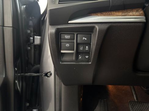 Used 2017 Acura MDX SH-AWD w/ Advance Package image 11