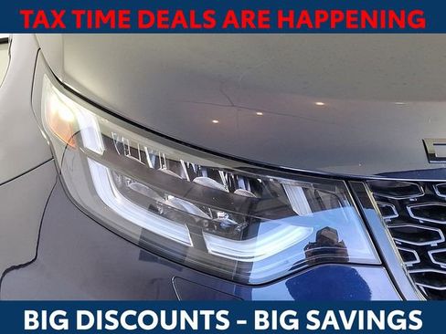 Used 2020 Land Rover Discovery Landmark image 10
