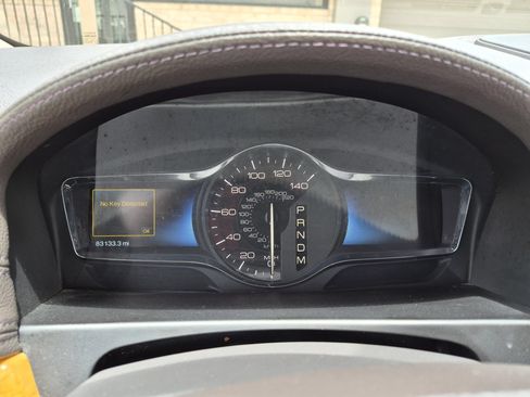Used 2011 Lincoln MKX 2WD w/ 102A Rapid Spec Order Code image 22