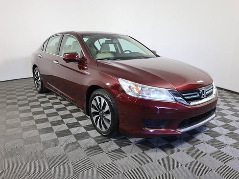 Used 2015 Honda Accord Touring image 3