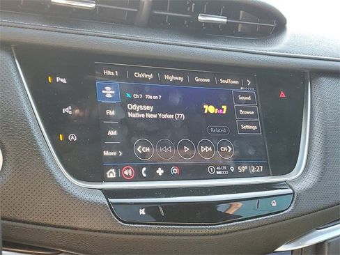 Certified 2022 Cadillac XT5 Premium Luxury w/ Technology Package image 18