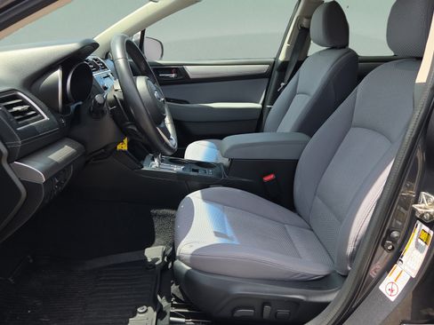 Used 2019 Subaru Outback 2.5i Premium AWD/4WD image 10