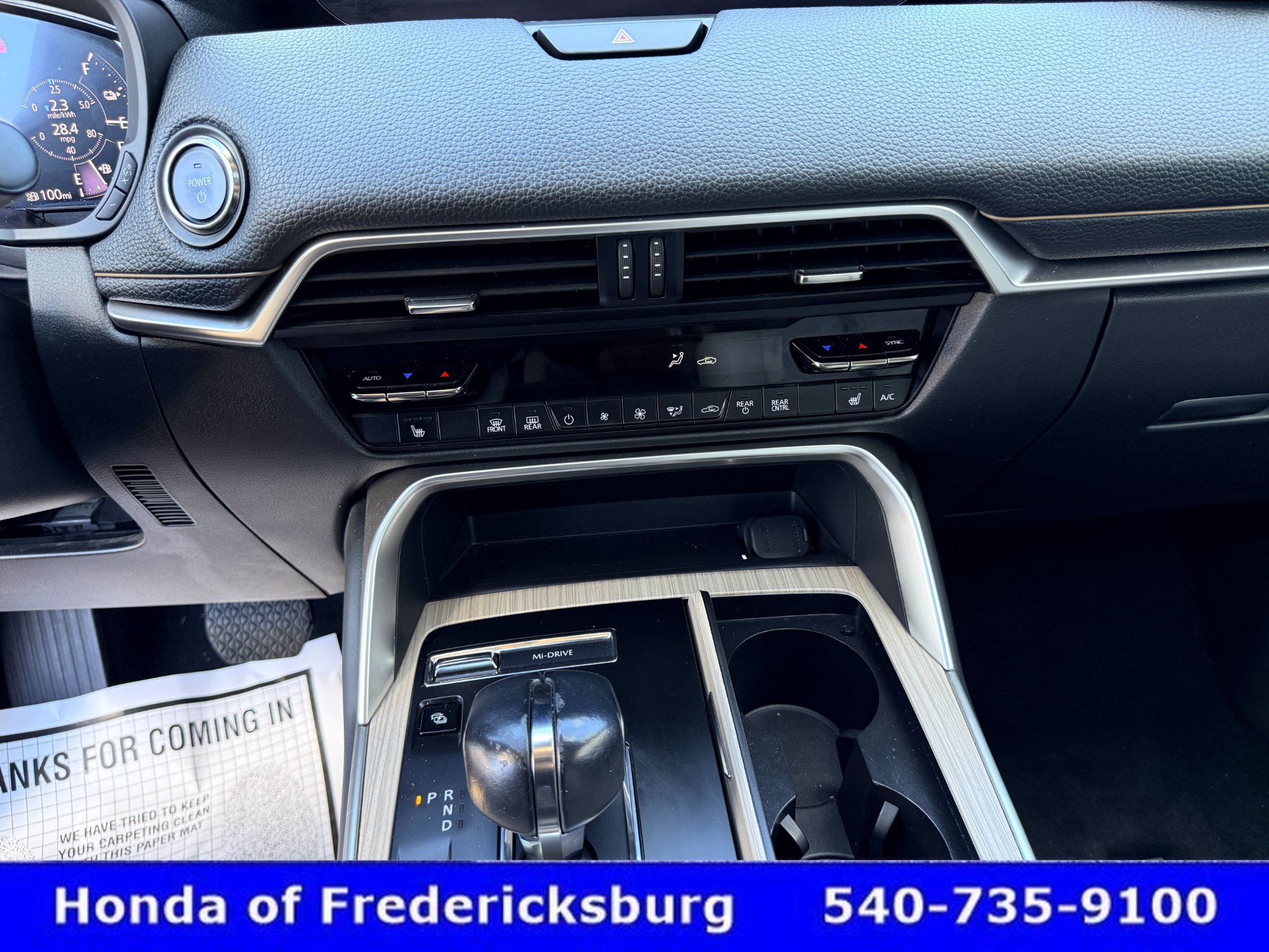 Used 2024 MAZDA CX-90 Plug-In Hybrid w/ Preferred AWD/4WD image 28