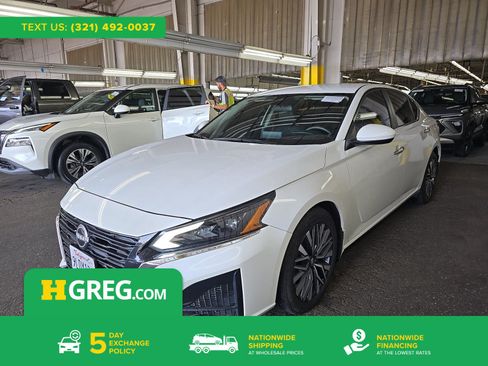 Used 2023 Nissan Altima 2.5 SV FWD image 1