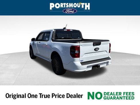 New 2025 Ford Maverick Lobo image 14