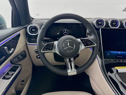 New 2026 Mercedes-Benz GLC 300 image 25