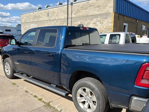 Used 2024 RAM 1500 Laramie AWD/4WD image 12