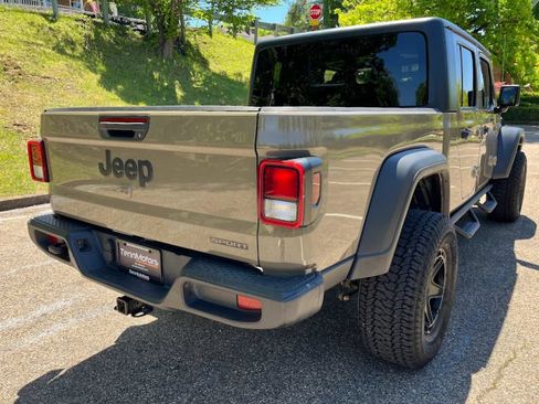 Used 2020 Jeep Gladiator Sport w/ Quick Order Package 24S AWD/4WD image 32