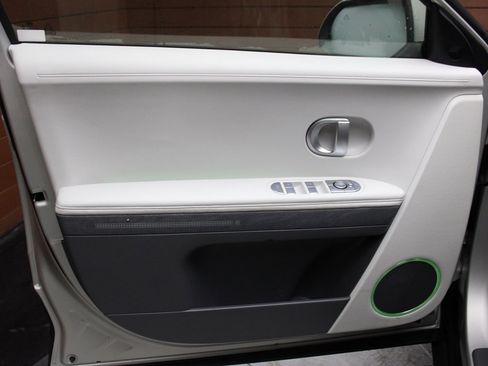 Used 2023 Hyundai Ioniq 5 SEL image 40