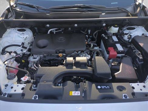 Used 2024 Toyota RAV4 XLE image 21