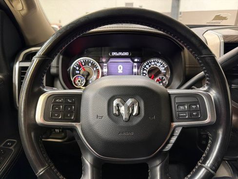 Used 2020 RAM 3500 Laramie image 32