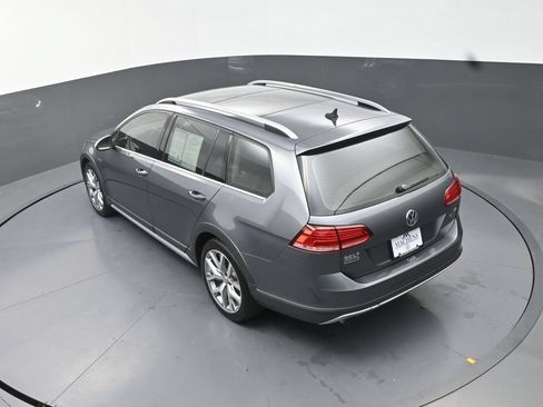 Used 2018 Volkswagen Golf Alltrack SEL AWD/4WD image 19